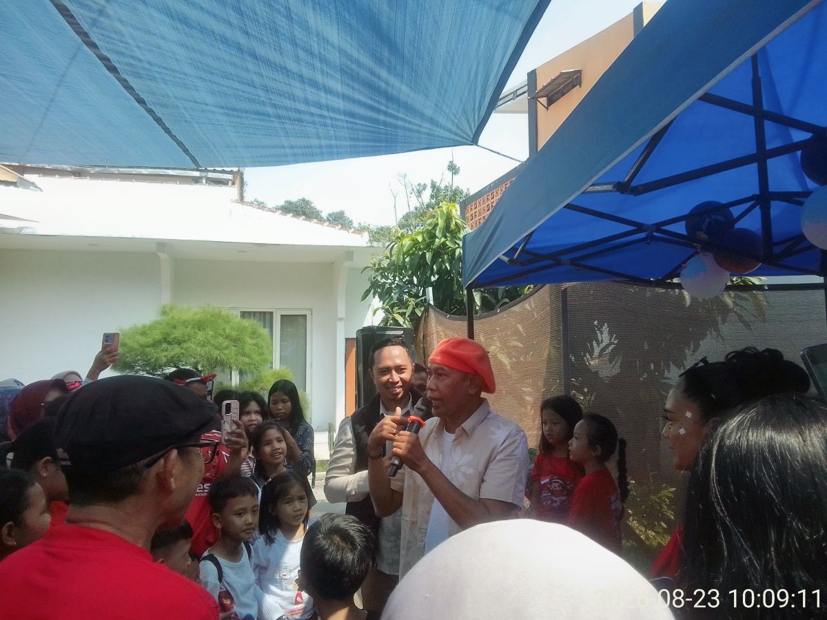 Launching Kampung Mural Cikaret Berlangsung Meriah, Hadirkan Bang Ocid