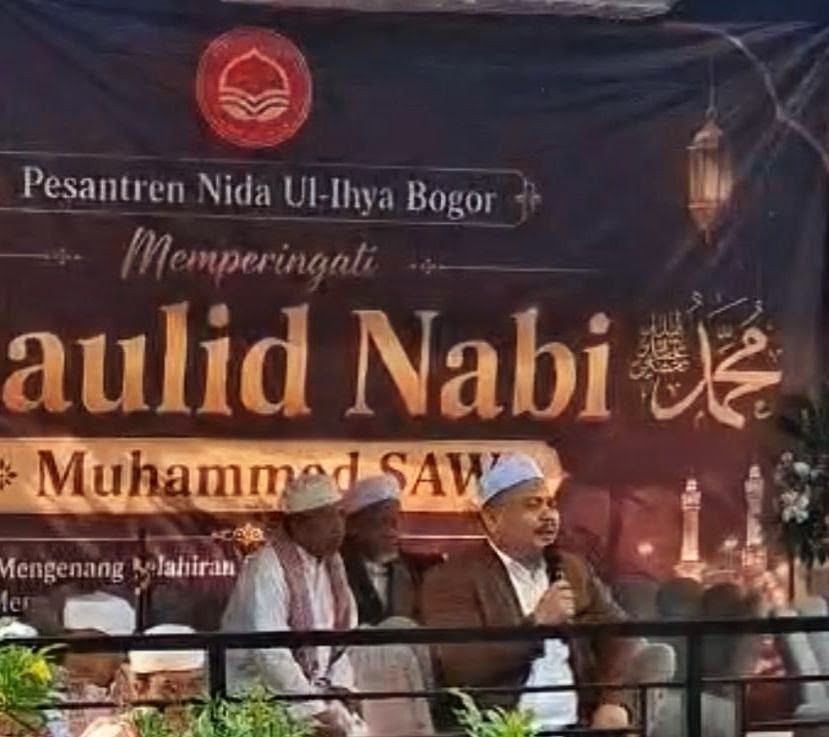 Iwan Sumiarsa Isi Acara Maulid Nabi di Ponpes Nidaul Ihya, Sampaikan Mutiara Hikmah Surat Yunus Ayat 58