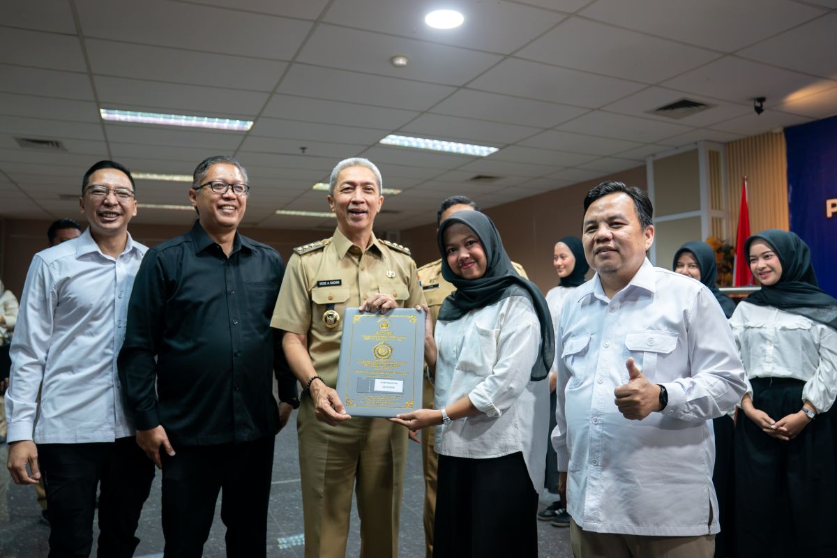 Tebus Ijazah, DPRD dan Pemkot Bogor Bantu Ratusan Siswa