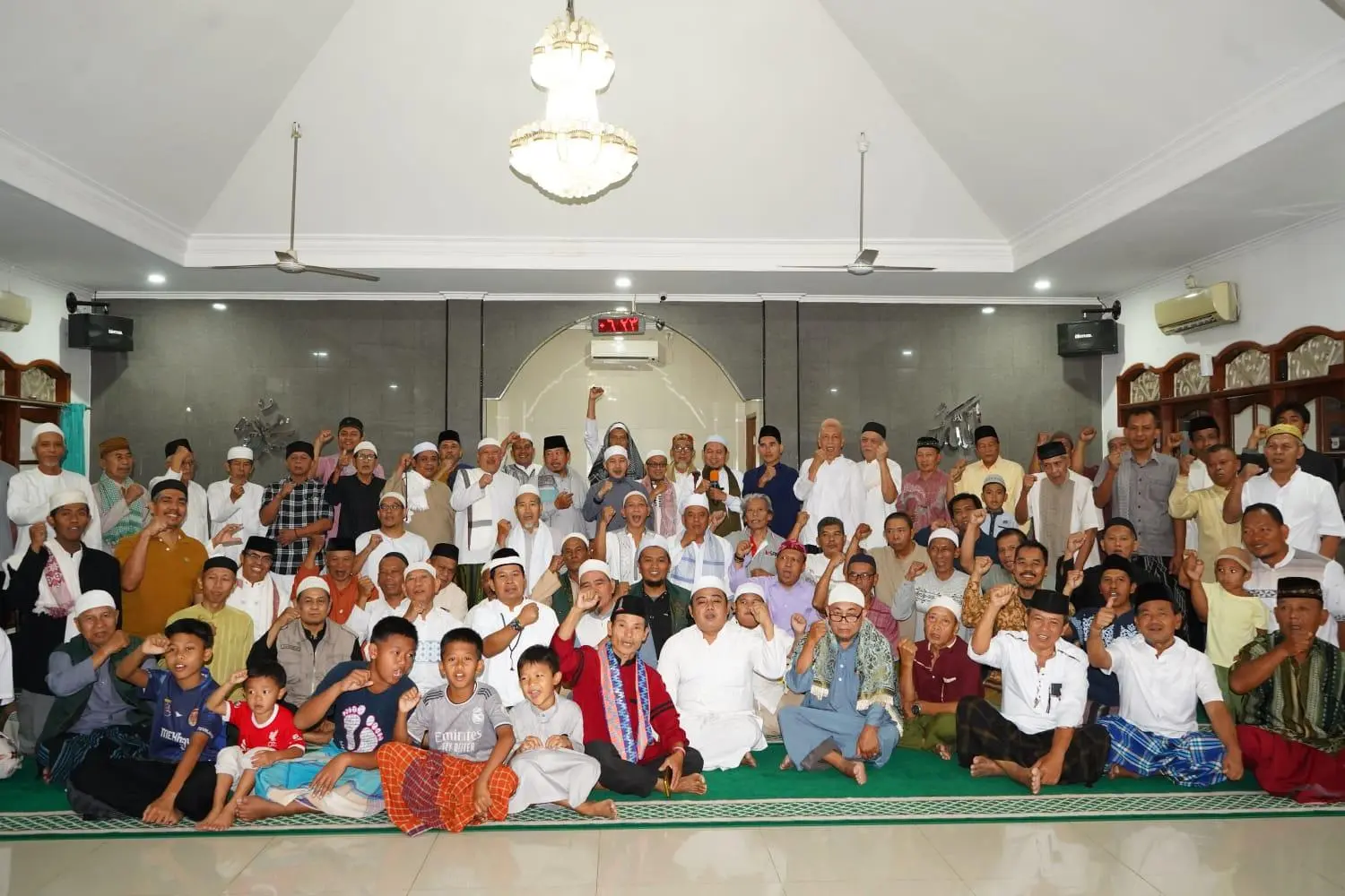 Ratusan Jamaah Padati Masjid Baitussalam Depok, Gelar Shubuh Syukur dan Maulid Nabi SAW