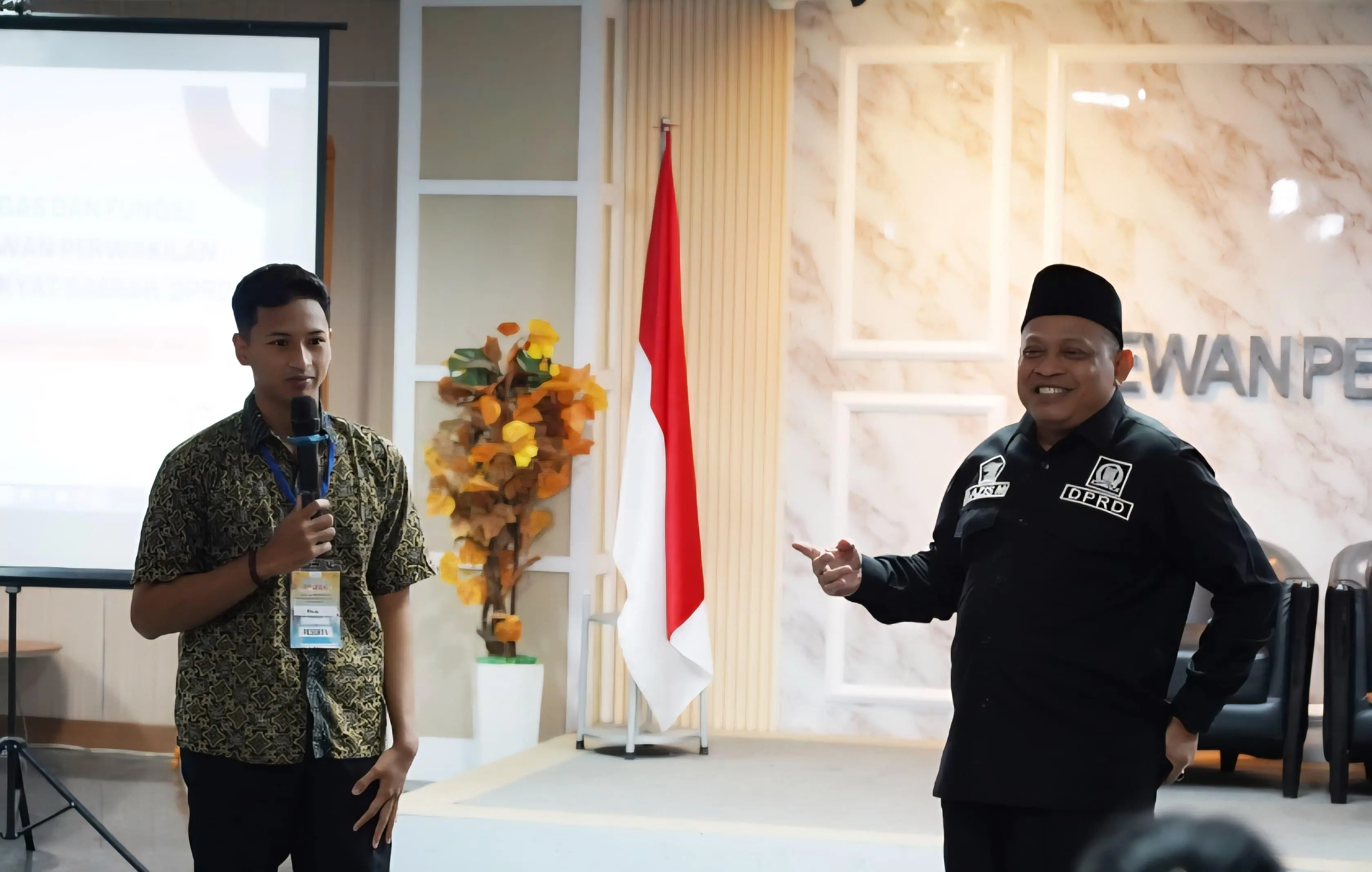 Hadir di Studi Kreatif Parlemen, Anggota DPRD Kota Bogor Aziz Muslim Puji Antusiasme Pelajar Pahami Politik