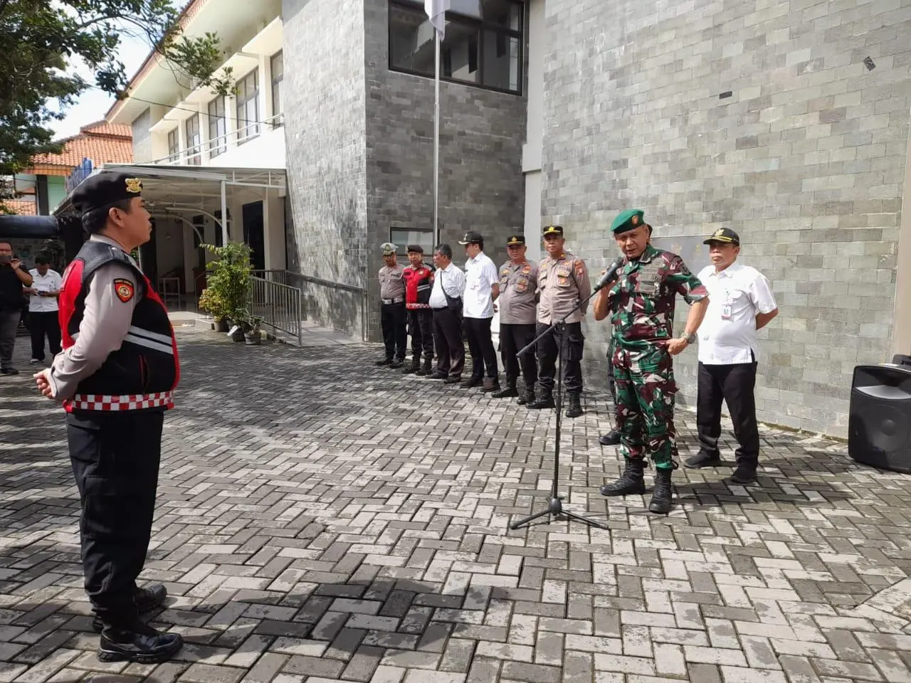 Danramil Beji Pimpin Apel Tiga Pilar Jelang Pengamanan Nataru 2025
