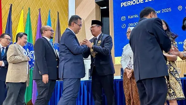 Pelantikan Rektor Baru IPB, Sekda Bogor Sampaikan Selamat