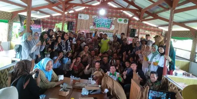 Ketua HKTI Depok motivasi petani Ciasem Subang untuk tetap bangkit