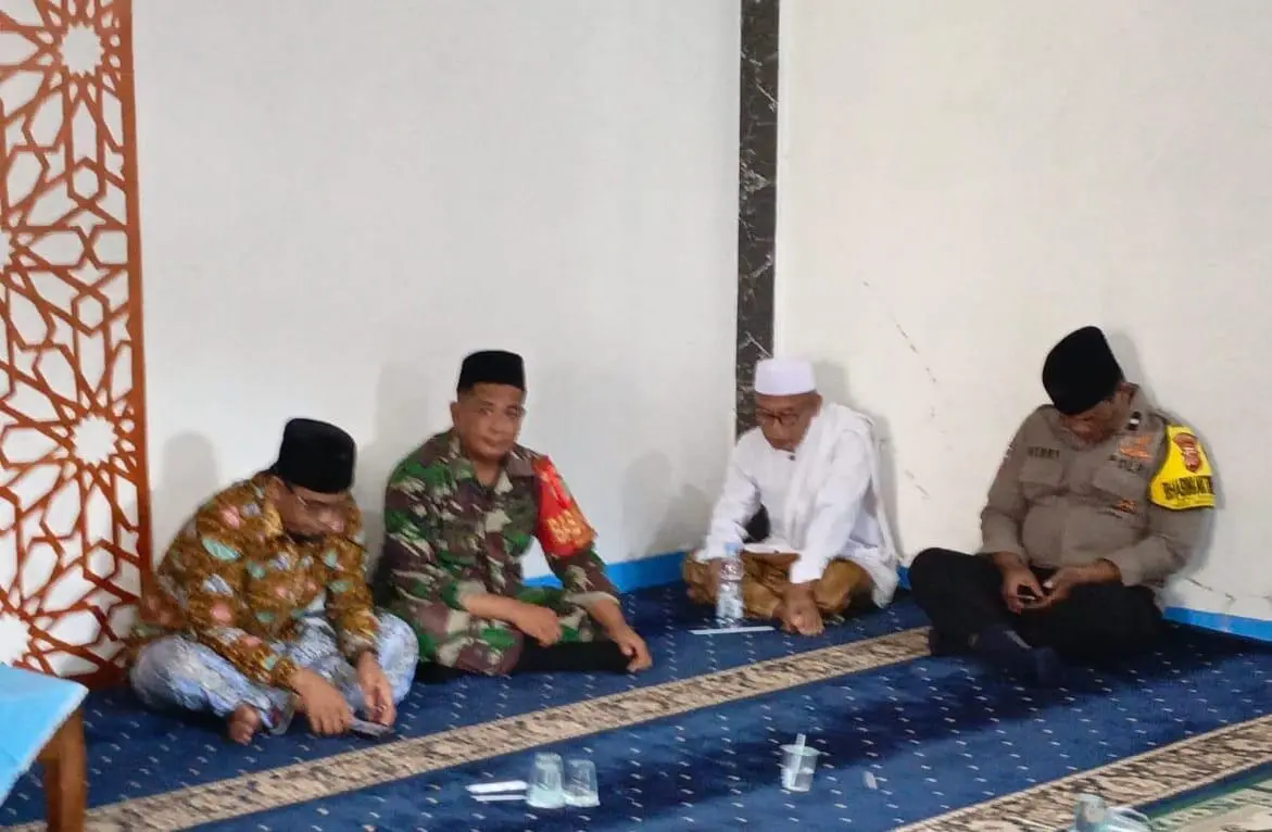 Babinsa Hadiri Maulid Nabi Warga Desa Sukatani