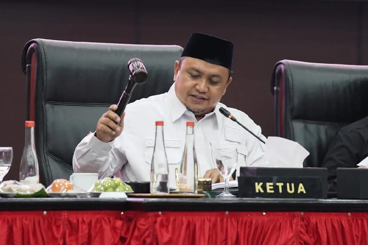 Diakhir Masa Jabatan DPRD Periode 2019 – 2024, Berikan Kado Spesial untuk Para Guru Kota Bogor
