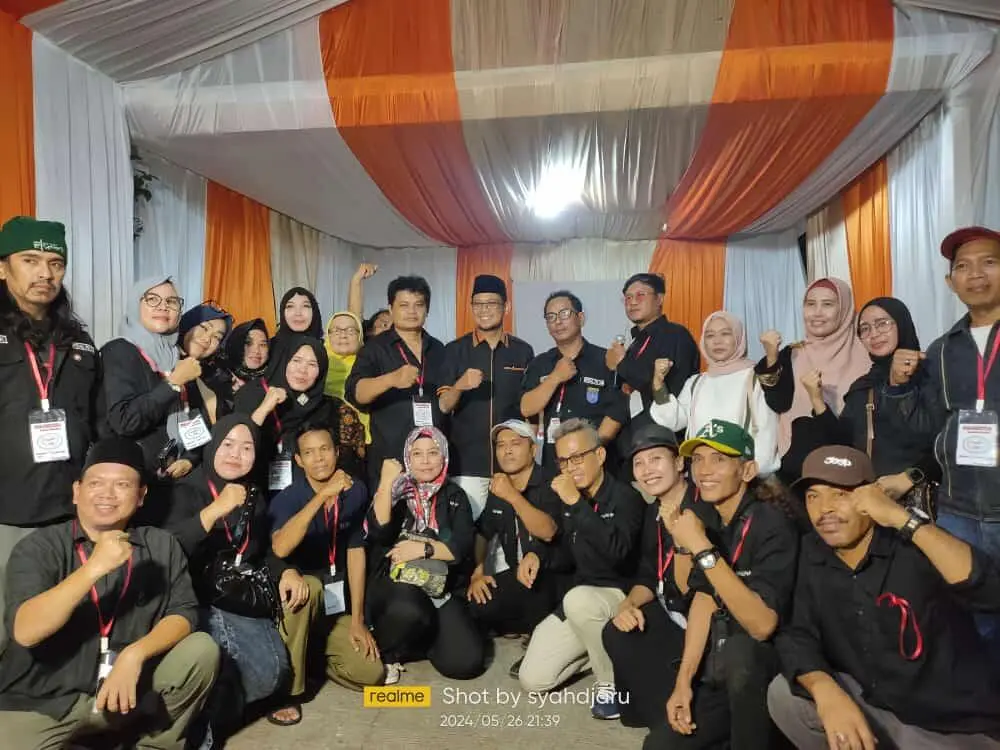 Kediaman Wakil Walikota Depok dikerumuni Alumni SMK Panmas 314