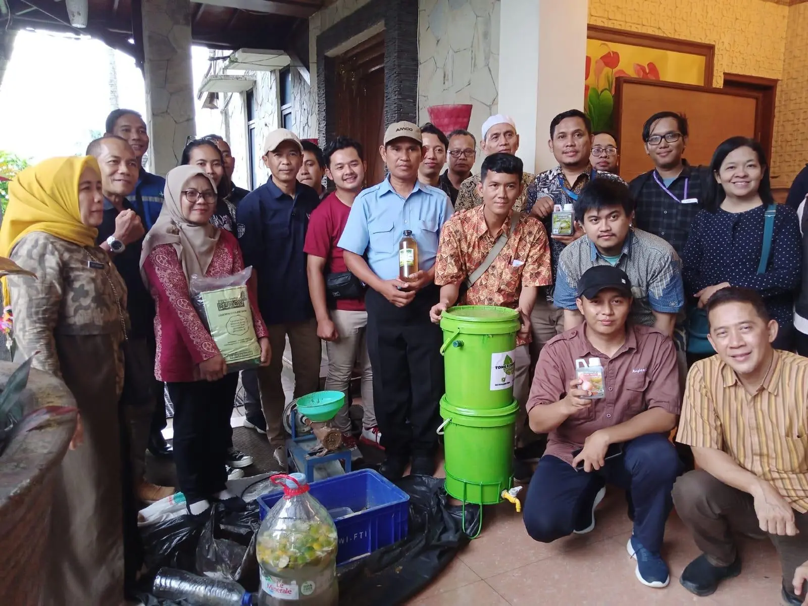 Pelaku Industri Makanan dan Minuman dibekali cara Pengurangan Sampah
