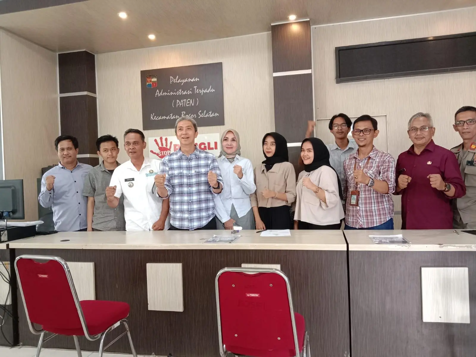 Berkunjung ke Kantor Kecamatan Bogor Selatan, Dedie Rachim Titip Program Infrastruktur