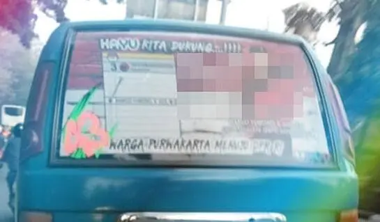 LBH DKN Pertanyakan SE Dishub Terkait Pemasangan APK di Angkot