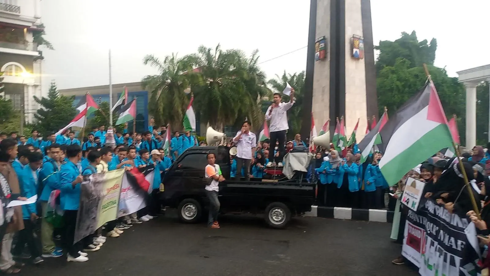 Mahasiswa bersama Masyarakat Gelar Aksi Peduli Palestina