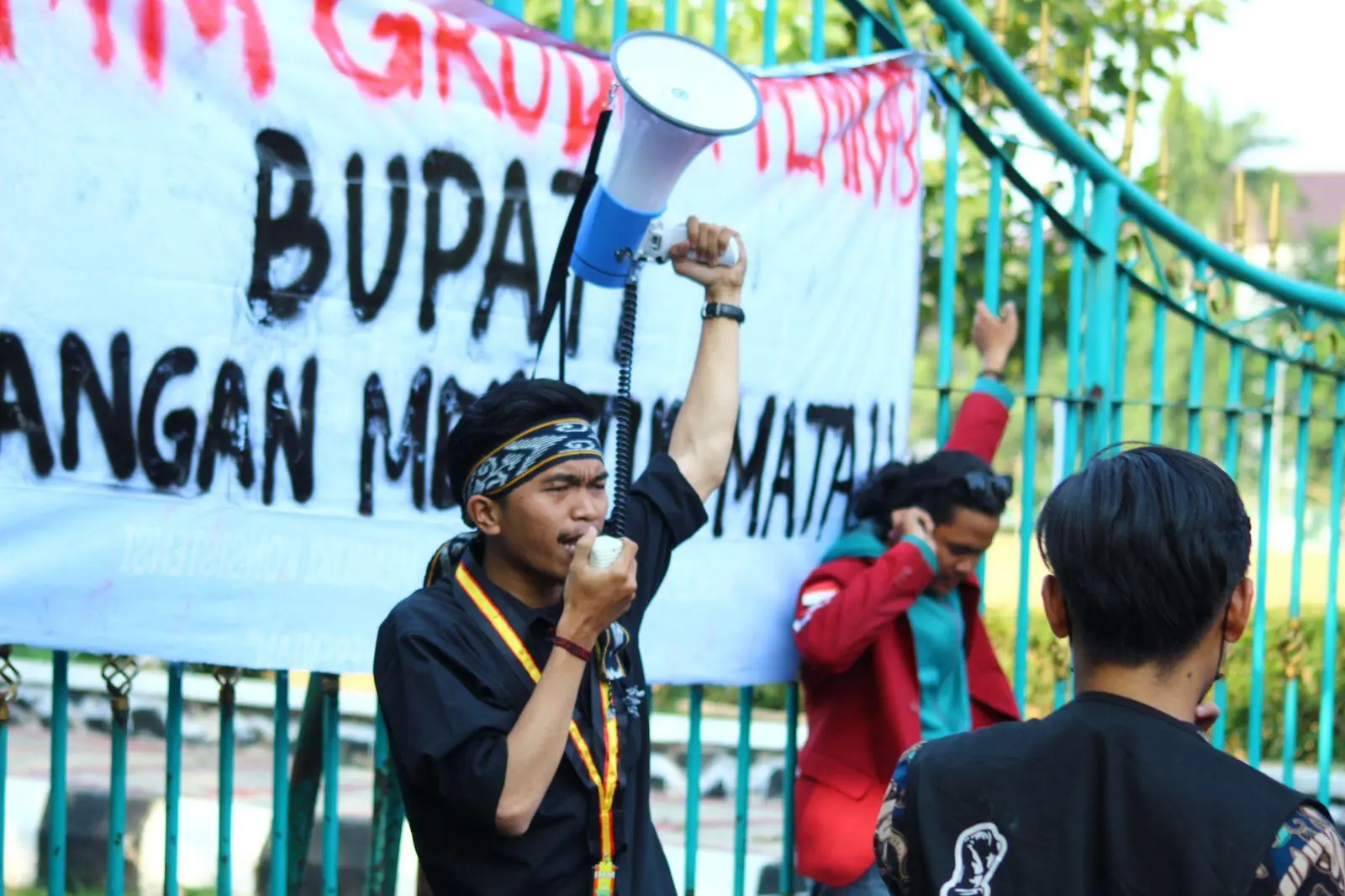 Aktivis Kecam Kepsek dan Komite SMKN 3 Kota Bogor Jangan ada Pungli dan Jangan Sampai ada yang Ditutupi