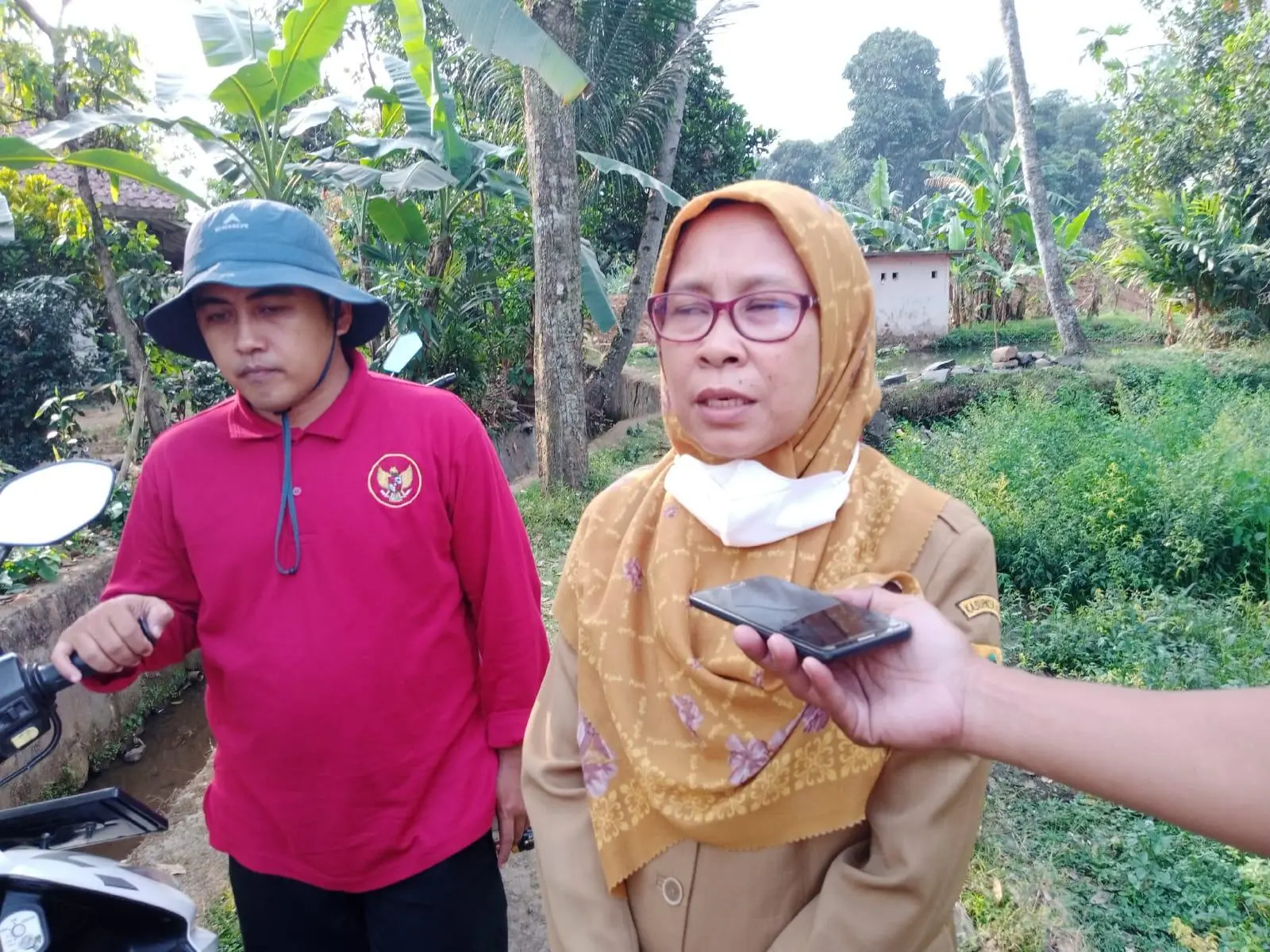 KLHK bersama DLHK Kabupaten Bogor Melakukan Sidak Proses Cut And Fill Desa Palasari