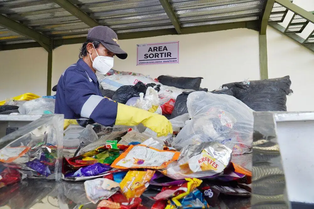 TPS3R Mekarwangi Olah Sampah Jadi Bernilai Ekonomi