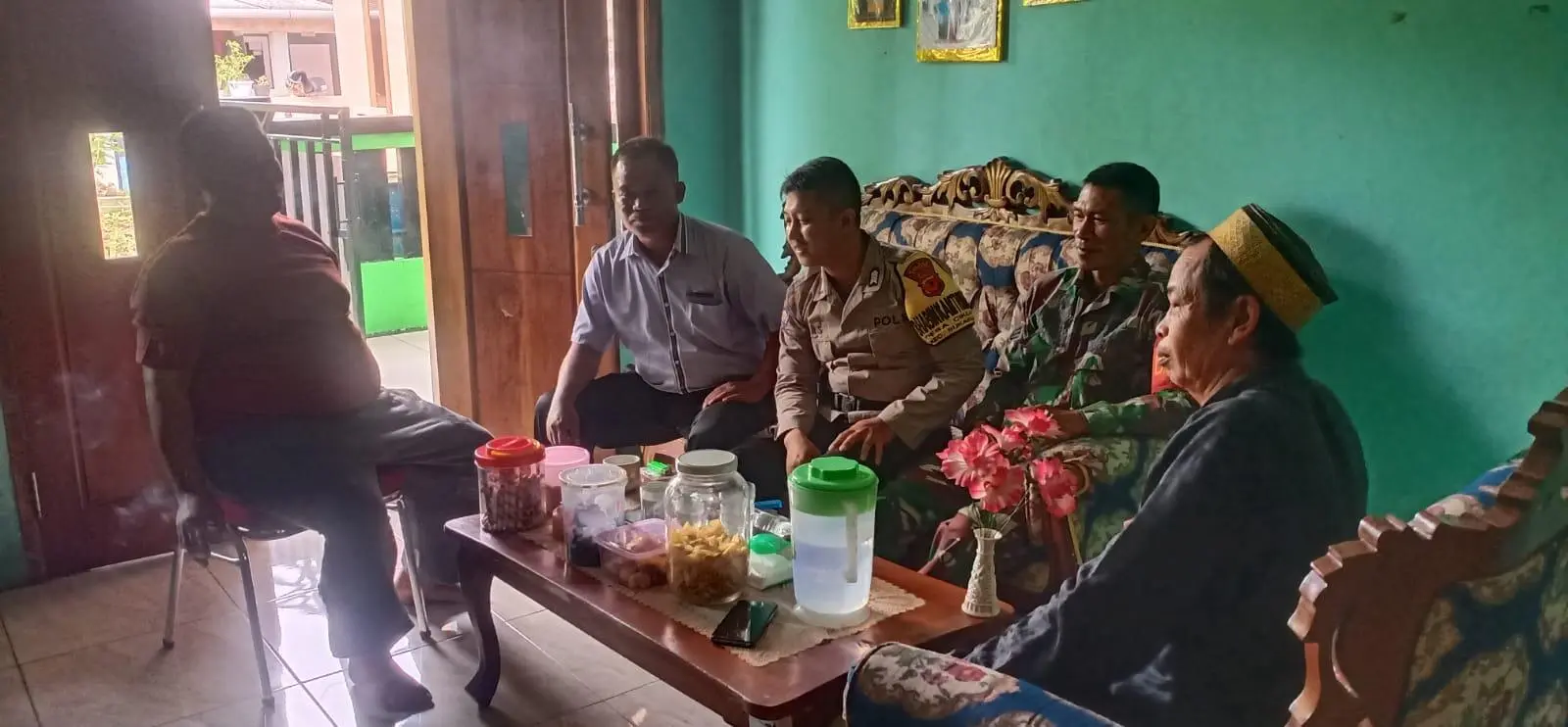Antisipasi Bahaya Kebakaran Petugas Pembina Desa Lakukan Ini