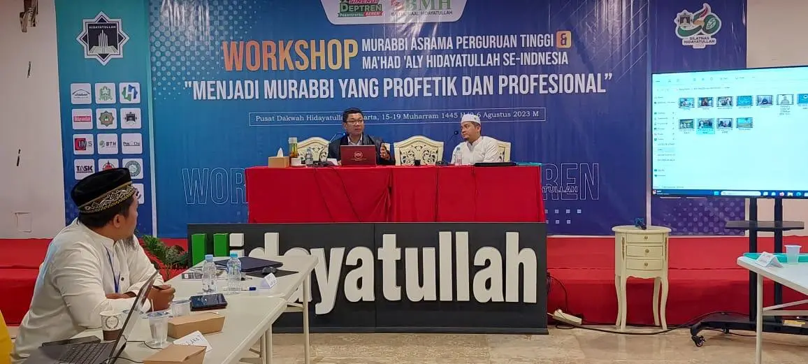 Perwakilan Pengelola Asrama Mahasiswa Seluruh Indonesia Mendapat Legal Literacy