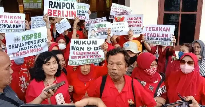 Nasabah KSB Tuntut Uang 8,6 Triliun Dikembalikan