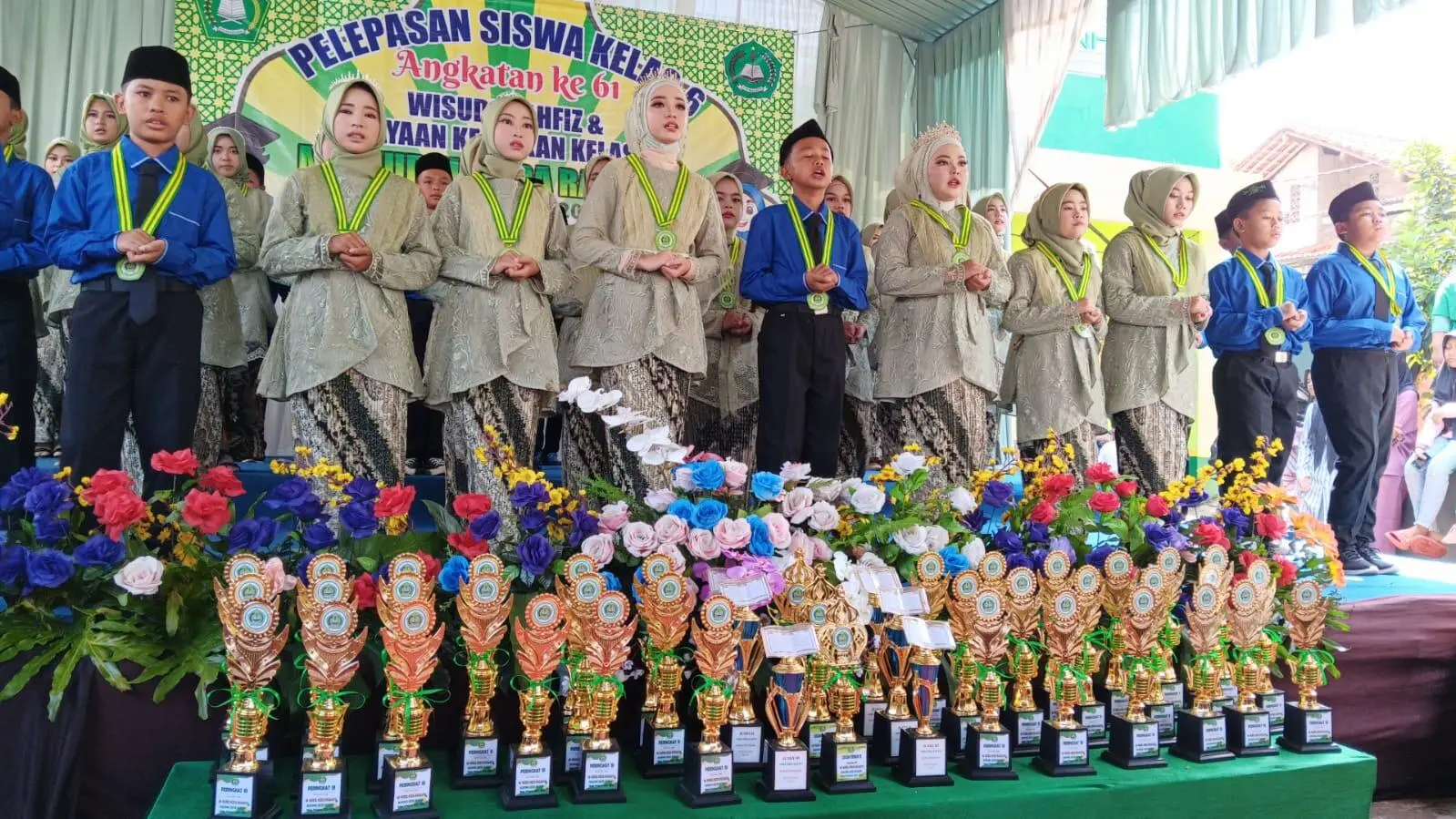 Acara Pelepasan Siswa MI Nurul Huda Raga Jaya Terlaksana Berkat Kerja Keras Komite