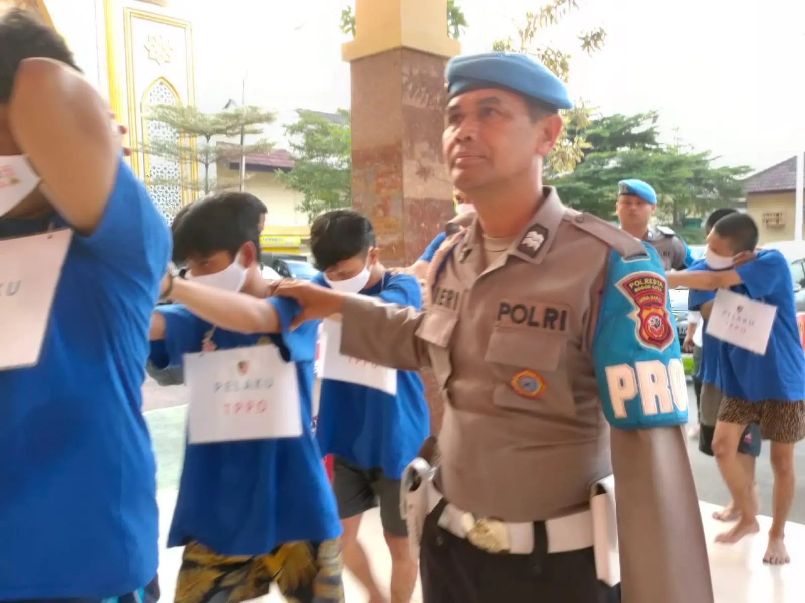 Polresta Ungkap Modus Baru Tawaran Pekerjaan di Medsos, 9 Orang Pria Diamankan