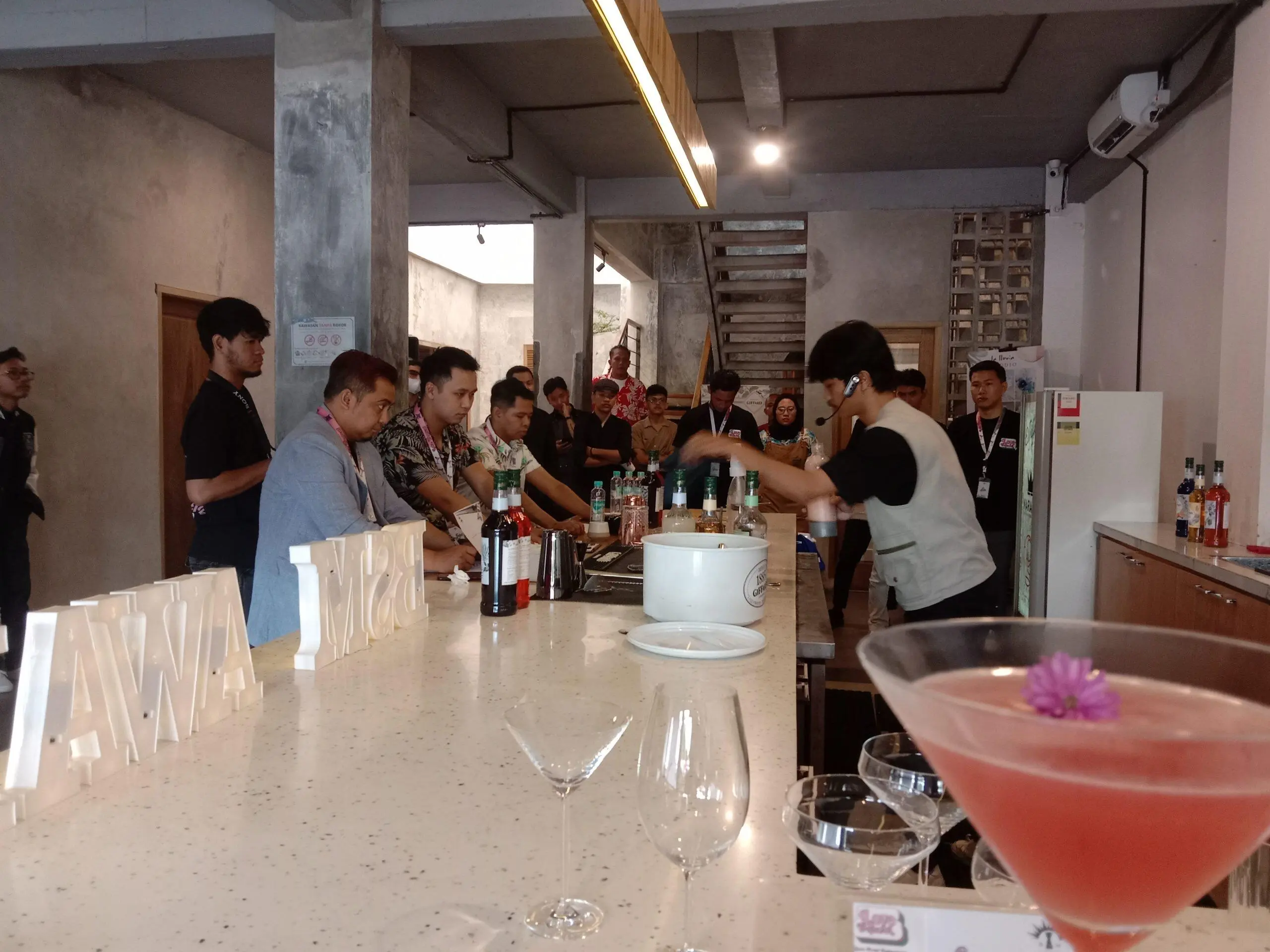 Puluhan Barisan dan Bartender Adu Racik di Ajang BSM Award – Zero Proof Competition