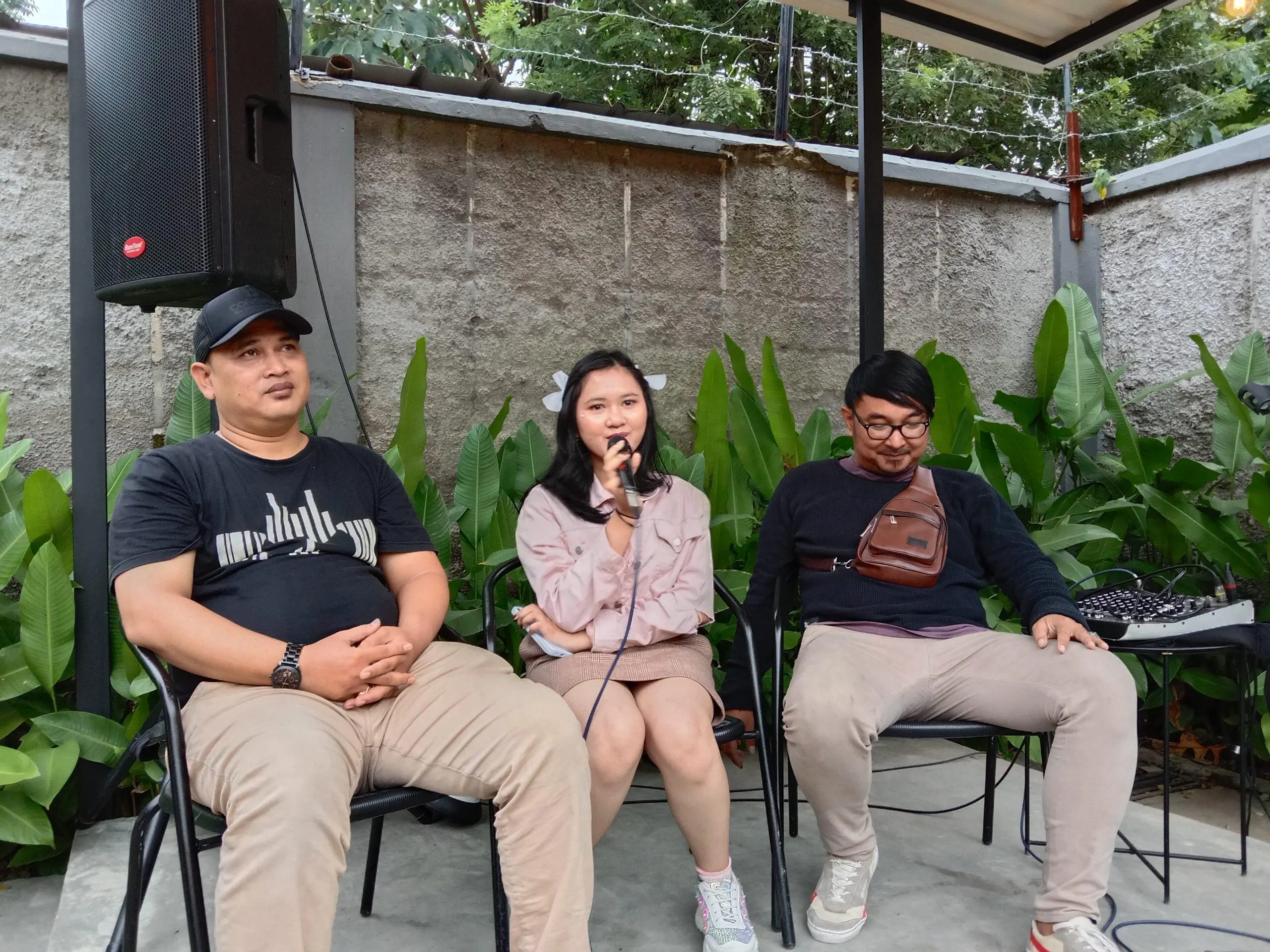 Dondeng Penyanyi Asal Kota Bogor Rilis Single “I Miss You”