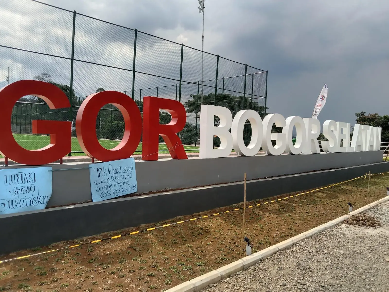Bahan Material Gor Bogor Selatan Belum Lunas, Pemilik Toko Minta Bima Arya Turun Tangan