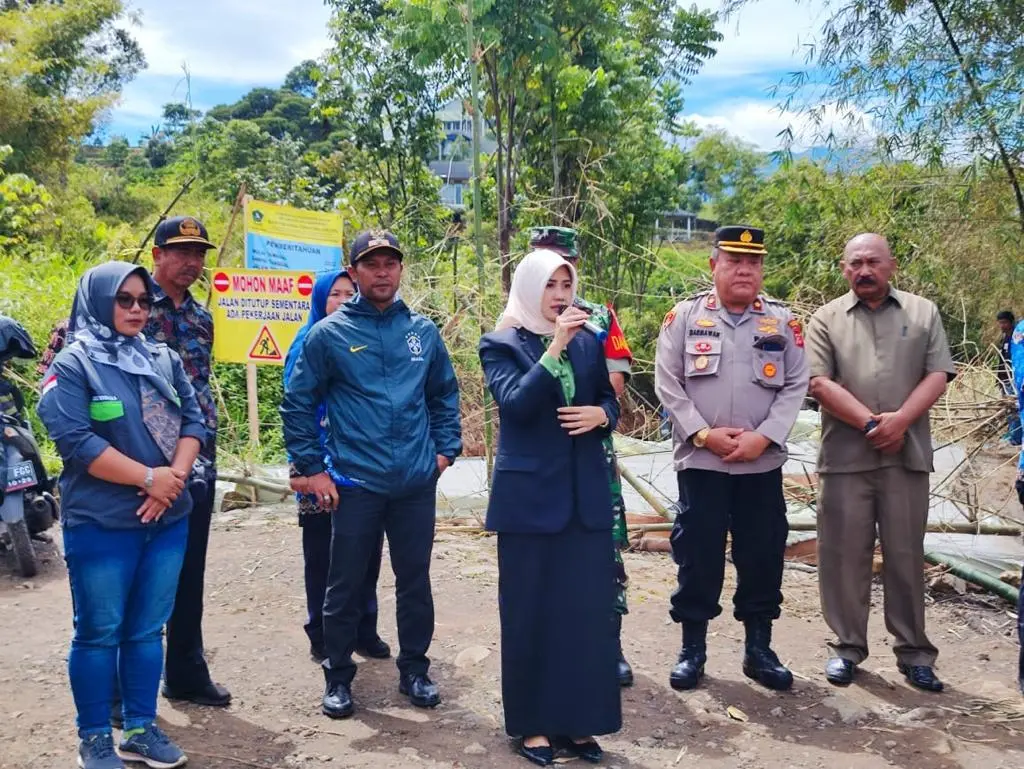 Pemdes Gunung Geulis Bangun Jalan Lodaya Melalui Anggaran Samisade