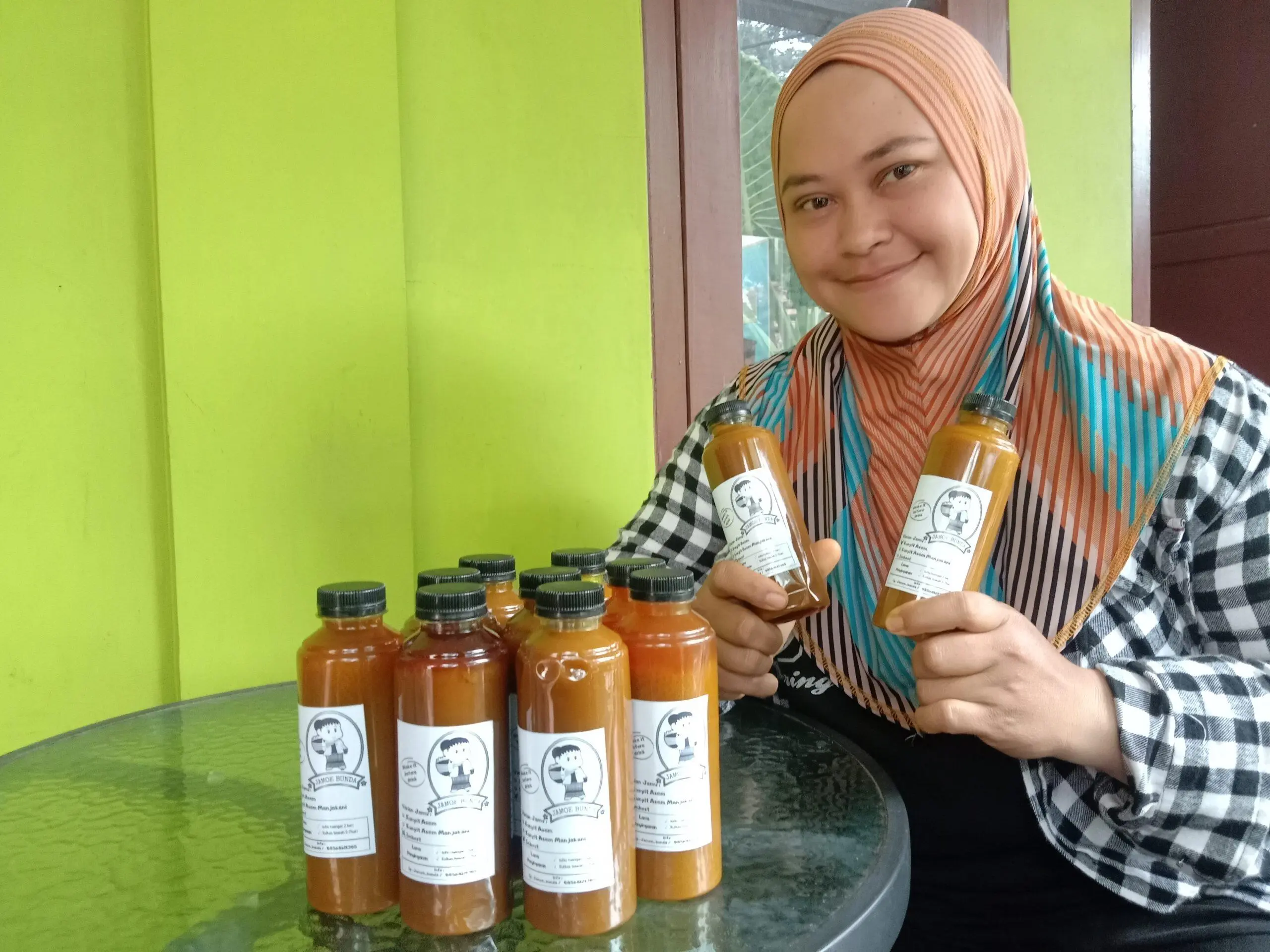 Manfaat Racikan Jamoe Bunda Ala Yuyun Yunarsih Diburu Banyak Masyarakat Luar Kota Bogor