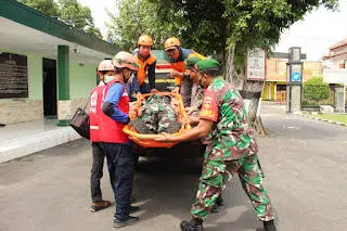 Kodim 0726/Sukoharjo bersama BPBD dan PMI Gelar Simulasi Penanganan Bencana