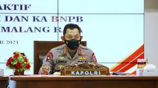Jelang Pergantian Tahun Kapolri Kirim Ribuan Sembako untuk Warga Bogor