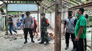 Rumah Warga Nyaris Roboh, Begini Langkah Cepat Tiga Pilar Kecamatan Jambon