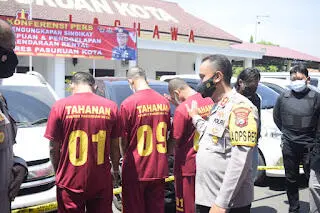 Polres Kota Pasuruan Bekuk Sindikat Penipuan dan Pengelapan Kendaraan Rental