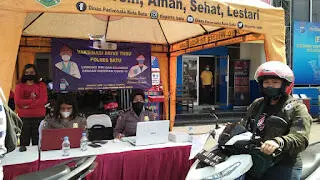 Polres Batu Sasar Wisatawan dan Pengemudi untuk Vaksin