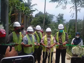 Pemdes Ciadeg Louncing Samisade, dan Siap Betonisasi Jalan Desa