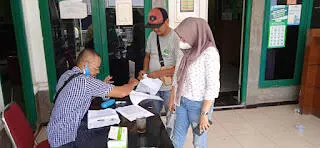 Warga Naggerang dapat Uang Tunai 300 Ribu