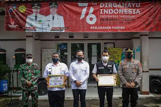 Vaksinasi 100 Persen Warganya, Kelurahan Tajur dan Pakuan Sabet Penghargaan