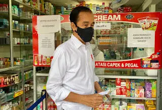Presiden Cek Ketersediaan Obat di Apotek