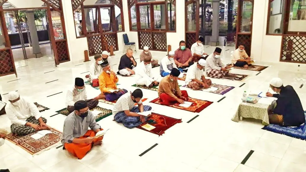 Bogor Mengaji Membimbing Warga Bisa Baca Al-Quran
