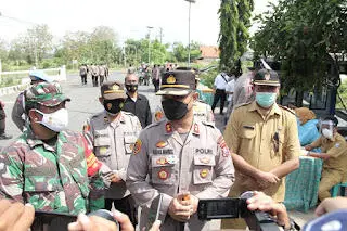 KAPOLRES BERSAMA FORKOPIMDA SAMPANG RUTIN PANTAU PERKEMBANGAN COVID-19