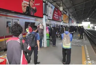Mulai Hari Ini Senin ( 21 /6/2021)  KAI  Commuter lakukan tes Antigen Acak