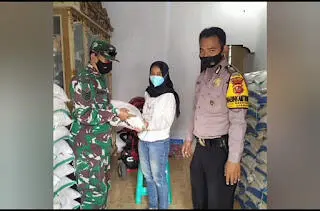 375 Warga Mekarsari Terima BPNT