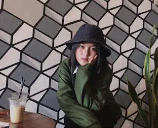 Poetri Syahra Selebgram Imut Jadi Perbincangan Dunia Maya