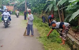 Bangkitkan Semangat Gotong Royong, Racomdes Lakukan Kerjabakti
