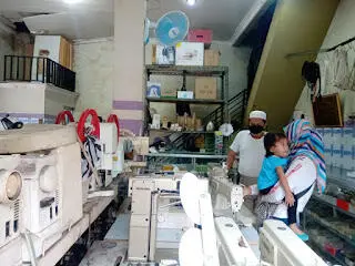 Pandemi Covid-19, Penghasilan Toko Mesin Jahit Turun 50 Persen di Cianjur