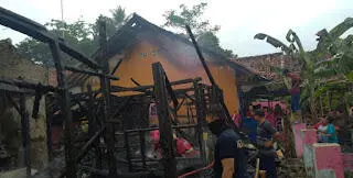 Lima Unit Rumah Warga di Cikalongkulon Cianjur Ludes Terbakar